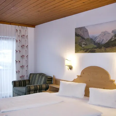 Klausenhof Bed & Breakfast 2*